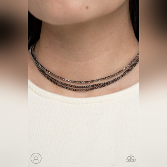 paparazzi Jewelry - Glitzy Gusto Choker Necklace